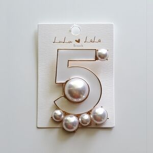 LuLu LaLa Brooch Number 5